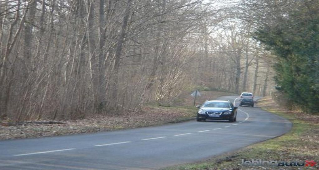 Essai Volvo 2,5 FT : Sur la route (3/4)