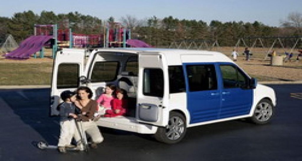 New York 2009 : Ford Transit Connect Family One Concept