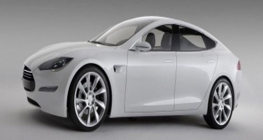 Tesla S : le courant passe avec la clientèle