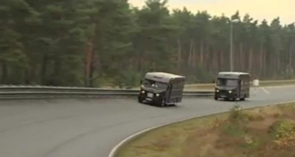 UPS : camions de courses!