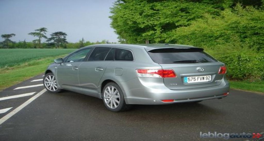 Essai Toyota Avensis D4-D : Toyota Avanti !