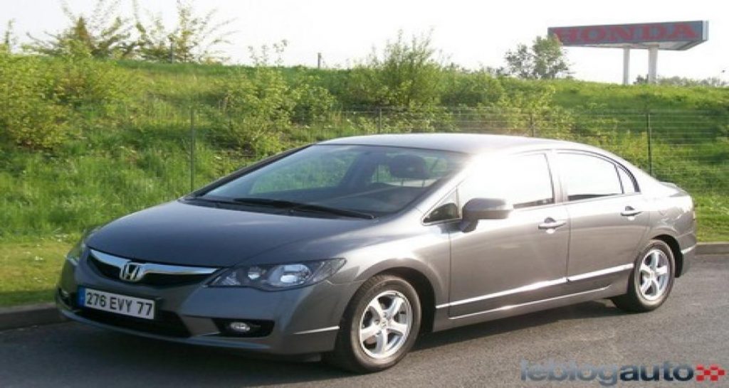 Essais Honda hybrides: 1. Honda Civic Hybrid IMA