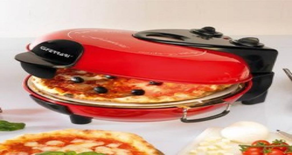 Mama, une pizza offerte pour une prune…