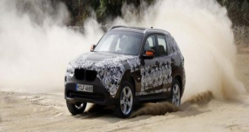 Spyshots officiels : le BMW X1 camouflé