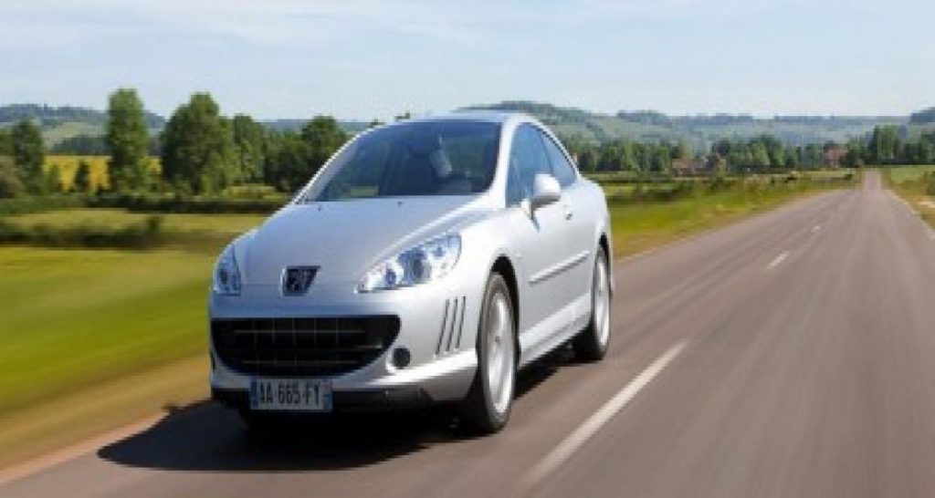 La plus puissante Peugeot : le coupé 407 en version V6 HDi FAP de 241 chevaux