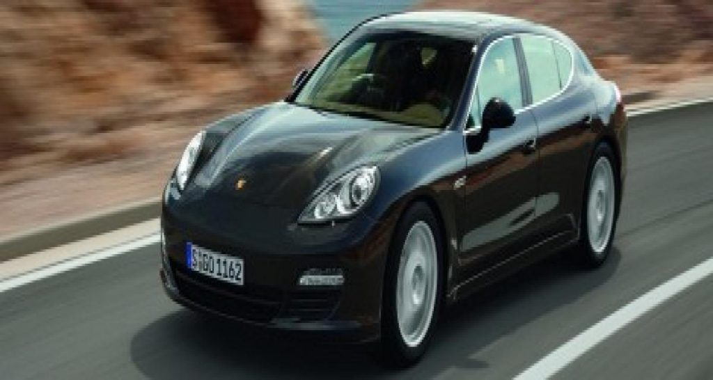 Une Porsche Panamera GTS dans les tuyaux ?