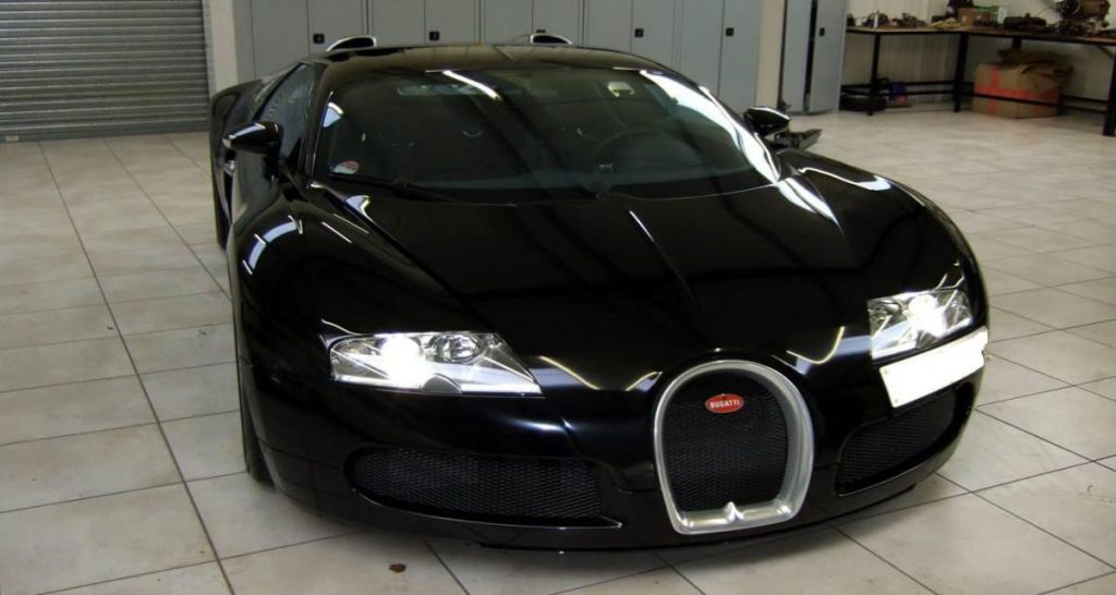 Offrez-vous la Veyron de Jenson Button