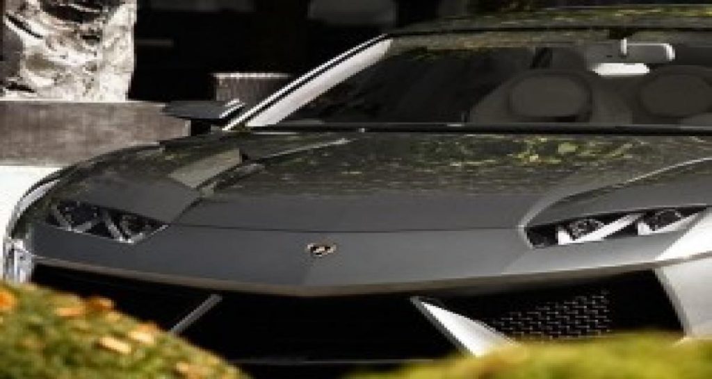 La Lamborghini prend l’air (et pas l’eau) à Cologne