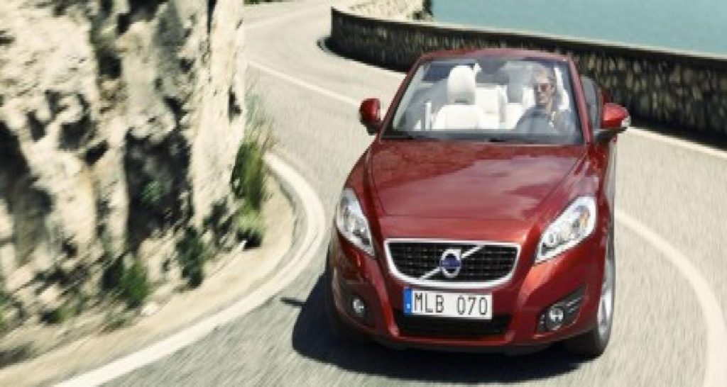 Un petit tour en Volvo C70 (vidéo)