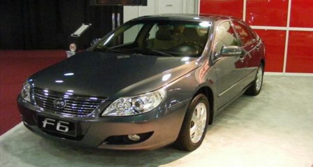 Byd pose ses valises au Qatar