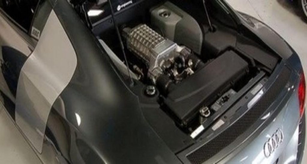 L’Audi R8 V8 VF Engineering dépasse l’Audi R8 V10