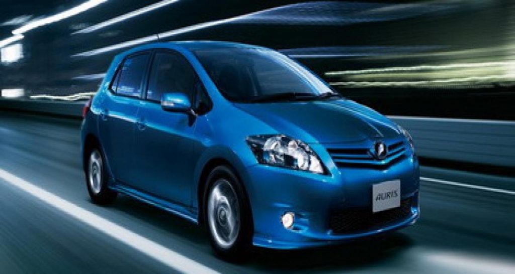 Toyota Auris, de légères retouches au Japon