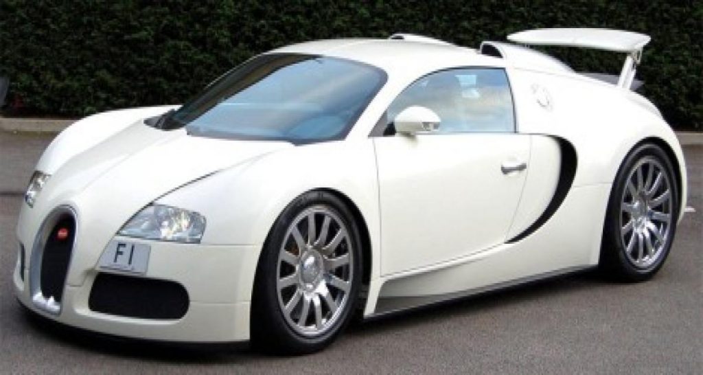 Une Bugatti Veyron F1…