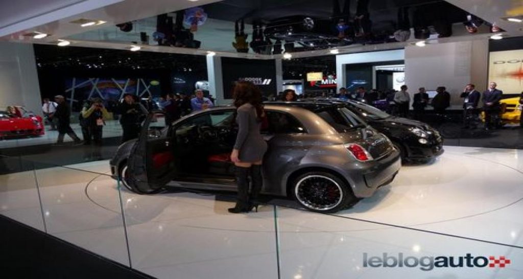 Detroit 2010 Live : FIAT 500 BEV