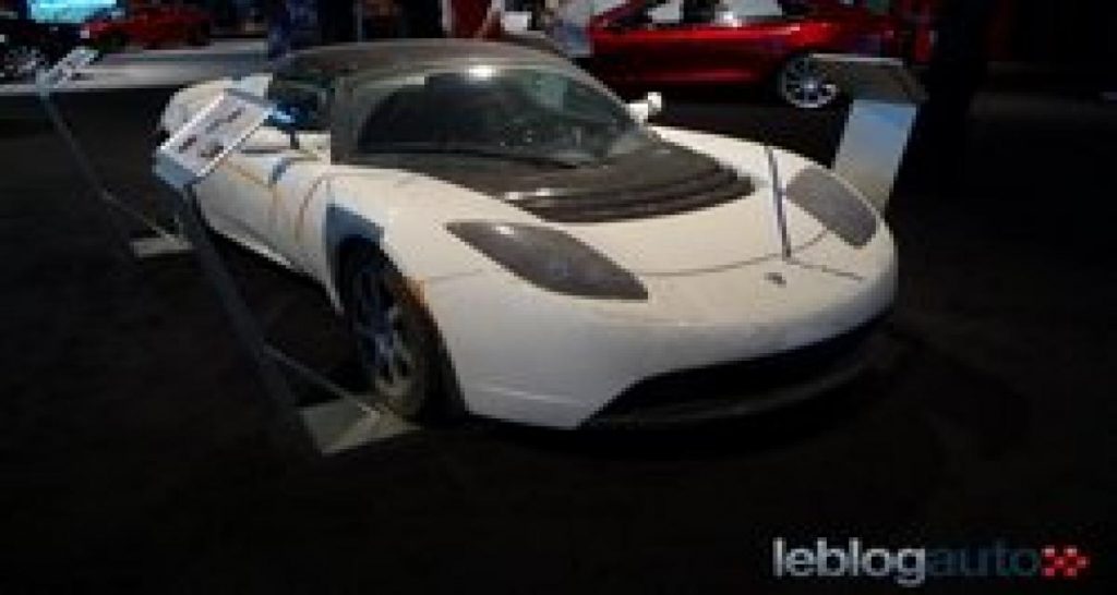 Detroit 2010 live : la Tesla Roadster partie de L.A