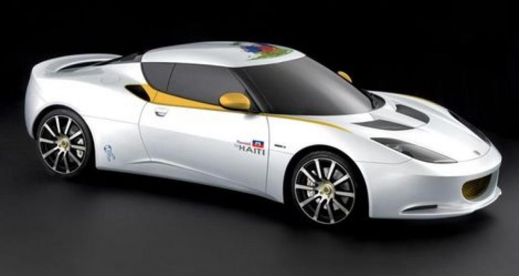 La Lotus Evora vue par Naomi Campbell