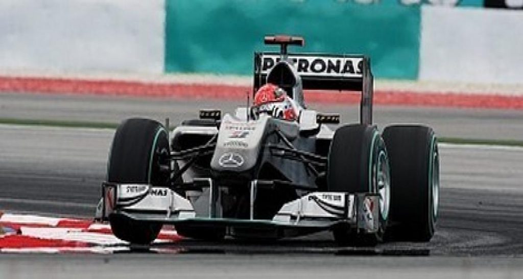 Schumacher croit encore au titre. Et vous ?