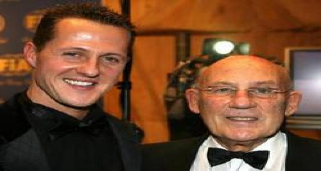 Stirling Moss en place une pour Schumacher