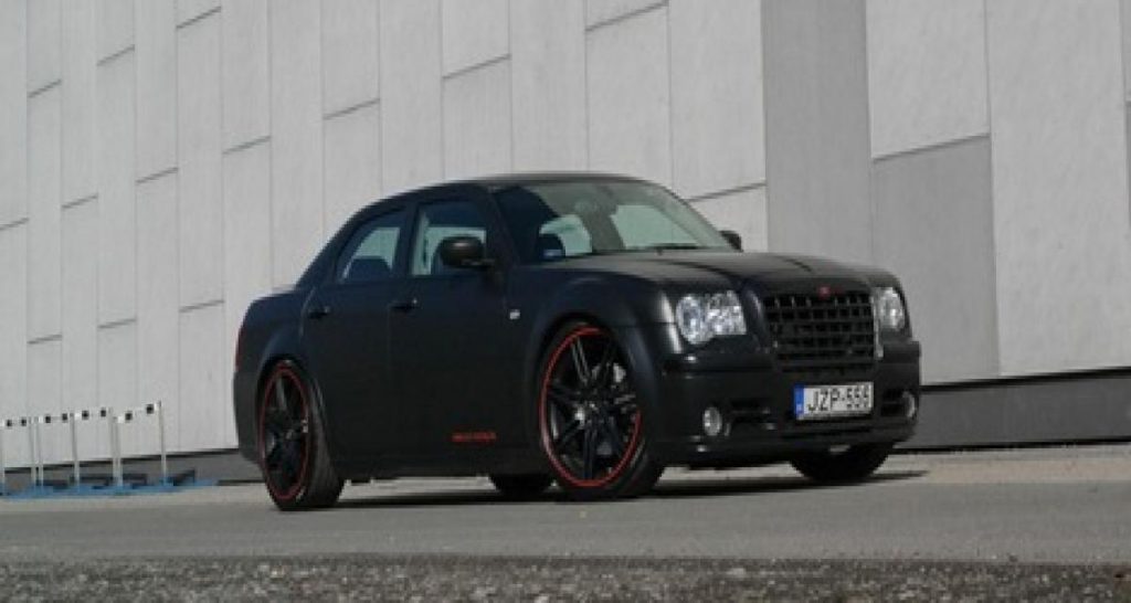 La Chrysler 300C SRT8 par O.CT Tuning
