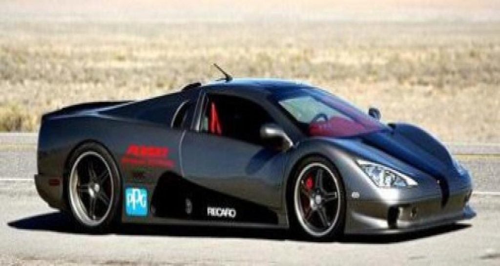 Record de v-max : Shelby félicite Bugatti mais s’apprête à relever le gant