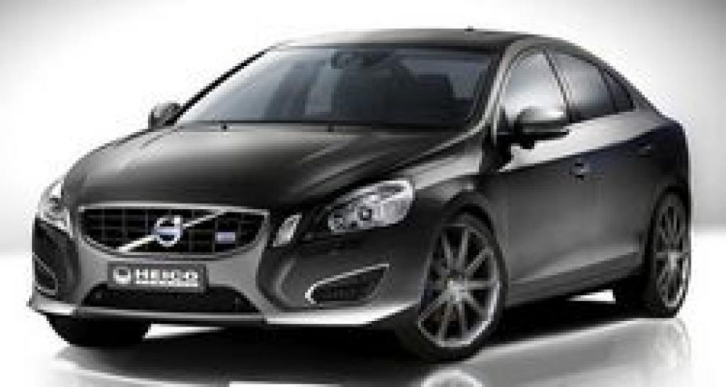 Volvo S60 par Heico Sportiv : mise en bouche