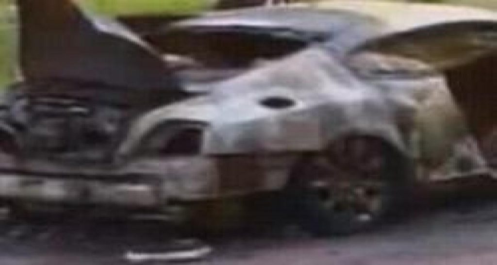 Coup de chaud pour une Bentley Continental GT