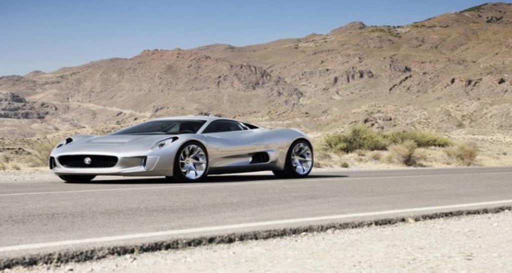Mondial Auto Paris 2010 : Jaguar C-X75, splendeur et des cadences