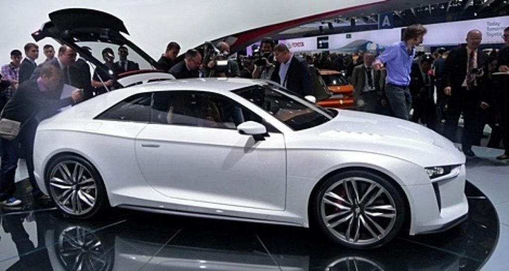 Mondial Auto Paris 2010 Live : Audi Quattro Concept
