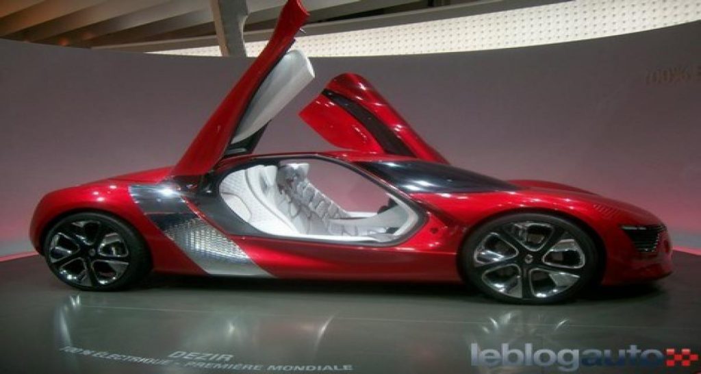 Mondial Auto Paris 2010 Live: Renault DeZir