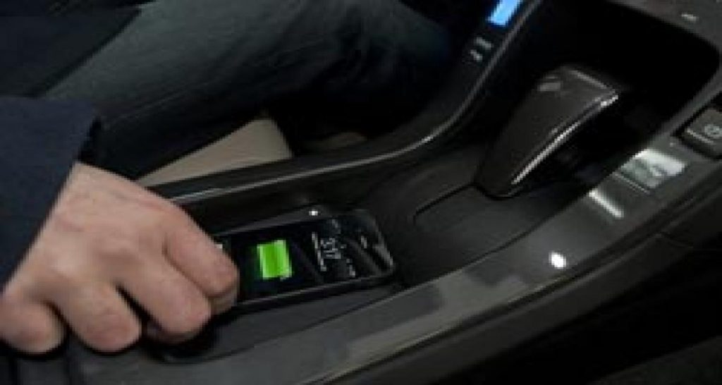 GM chargera votre mobile sans fil