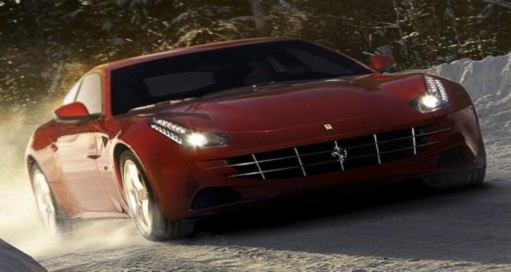 Salon de Genève 2011 : la Ferrari FF aux sports d’hiver
