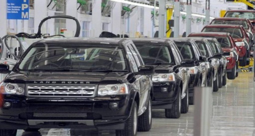 Inde: les premiers Land Rover sortent de chaine