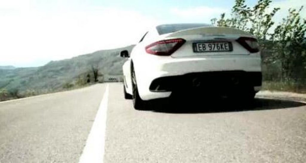 Le bonheur simple d’entendre une Maserati GranTurismo MC Stradale (vidéo)