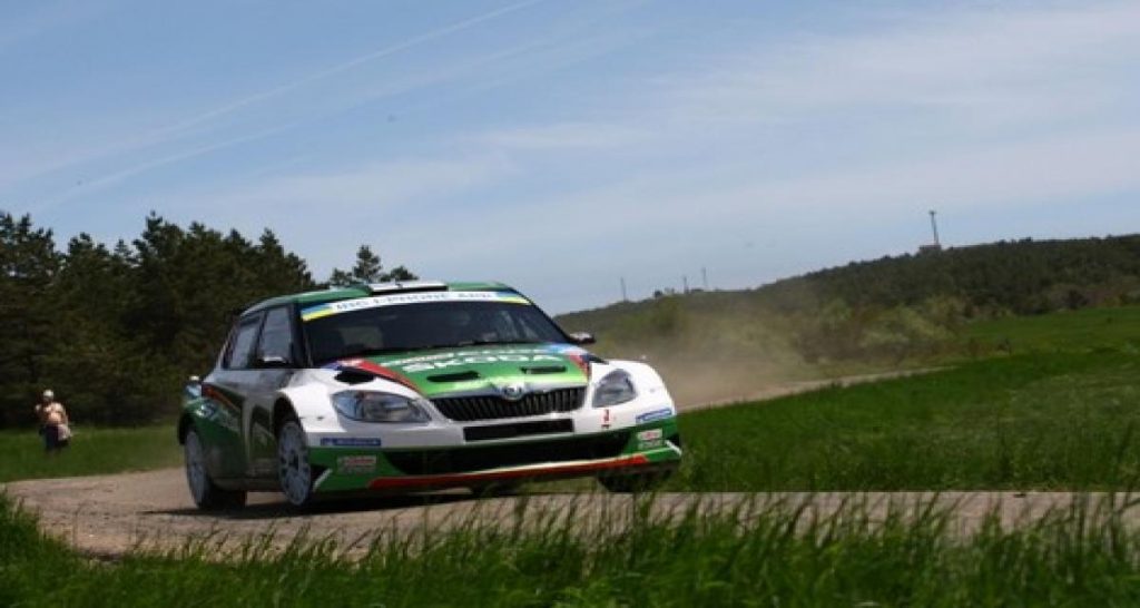 IRC: Juho Hanninen prend la tête du Rallye de Yalta