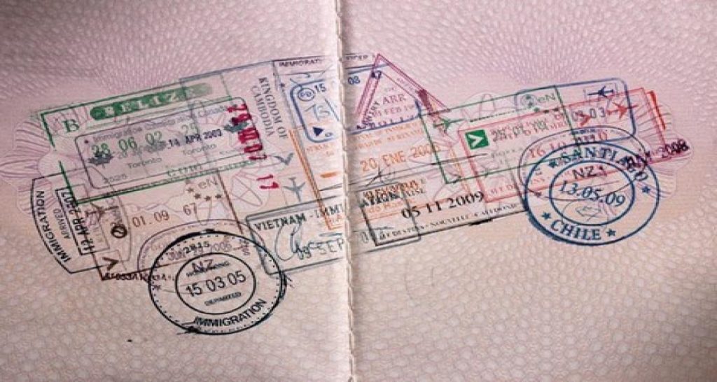 Pub: le visa Land Rover