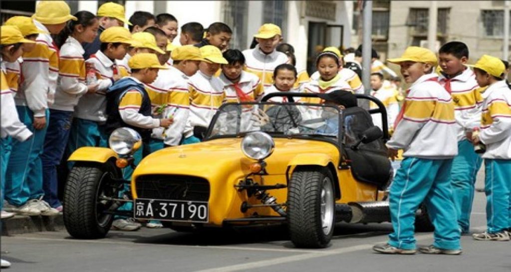 Caterham se lance en Chine