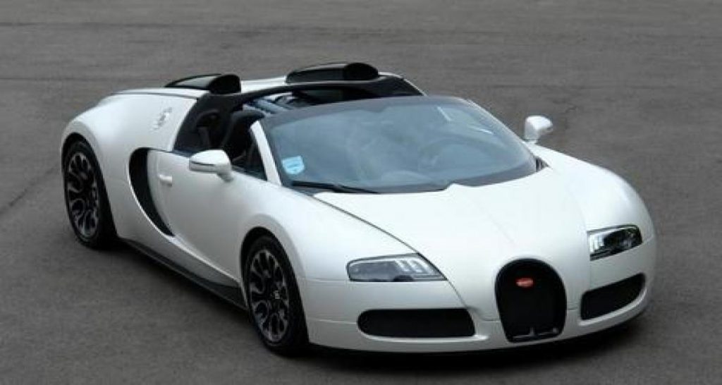 Sortie de « nulle part » : la Bugatti Veyron Grand Sport Sang Blanc