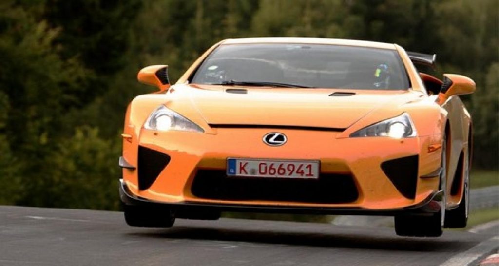 La Lexus LFA officiellement en 7 min 14 secondes autour du Nürburgring