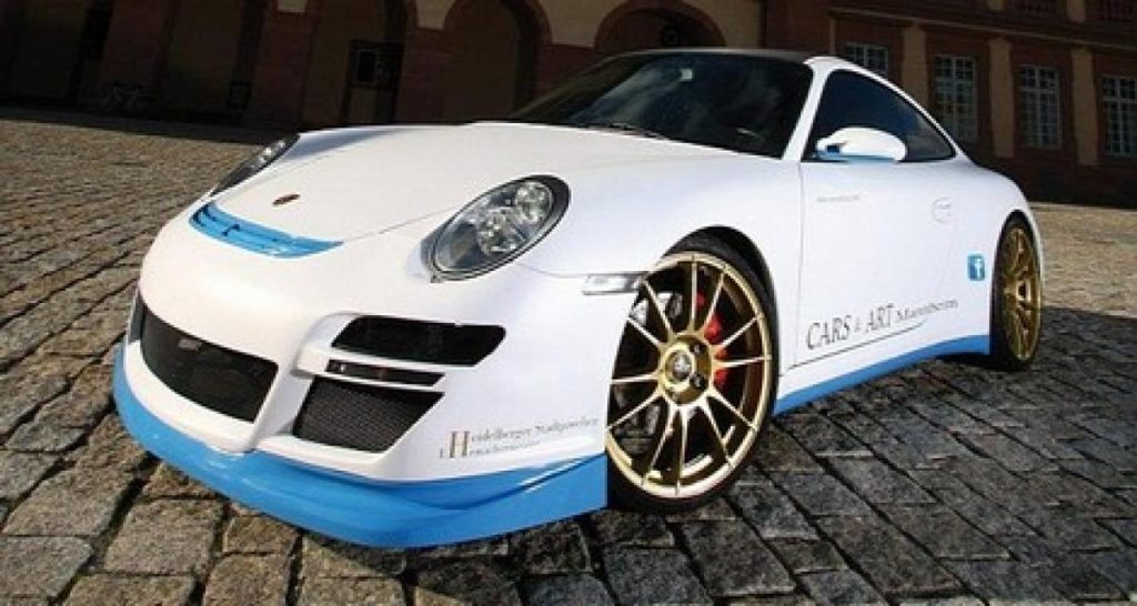 Avant de tourner la page, Cars & Art propose son kit sur la Porsche 997