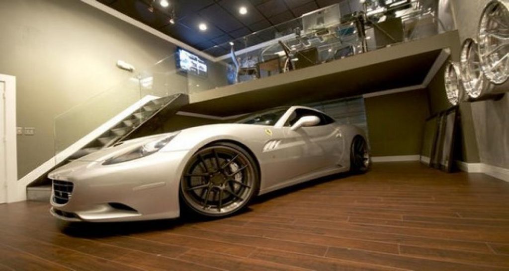 DMC fait évoluer la Ferrari California