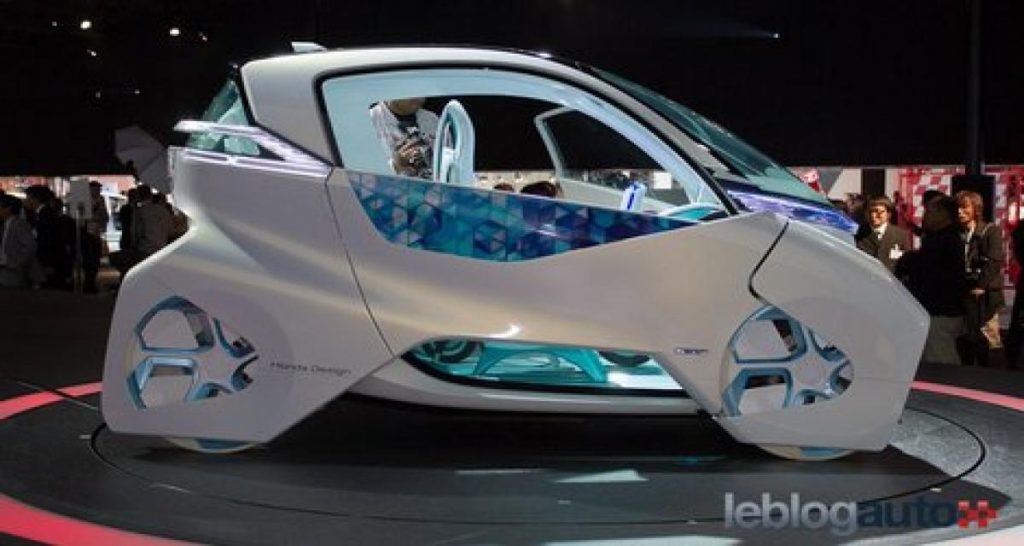 Tokyo 2011 Live : Honda Micro Commuter Concept