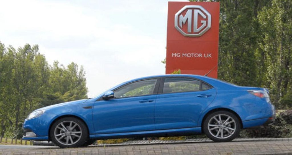 Des MG6 pour Avis en Grande-Bretagne