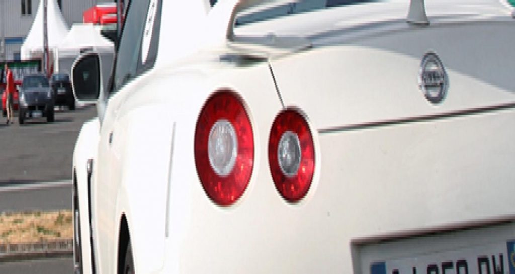 La photo du jour : Lotus Elise S1 et Nissan GTR
