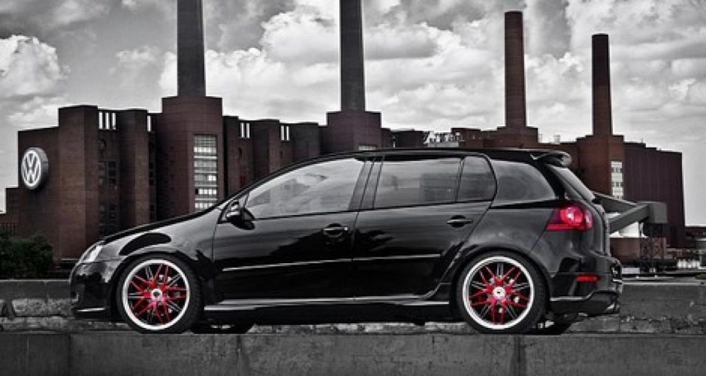 Schmidt Revolution offre 275 ch à la Golf V GTI
