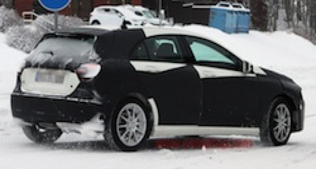 Spyshot: nouveaux clichés de la Mercedes Classe A