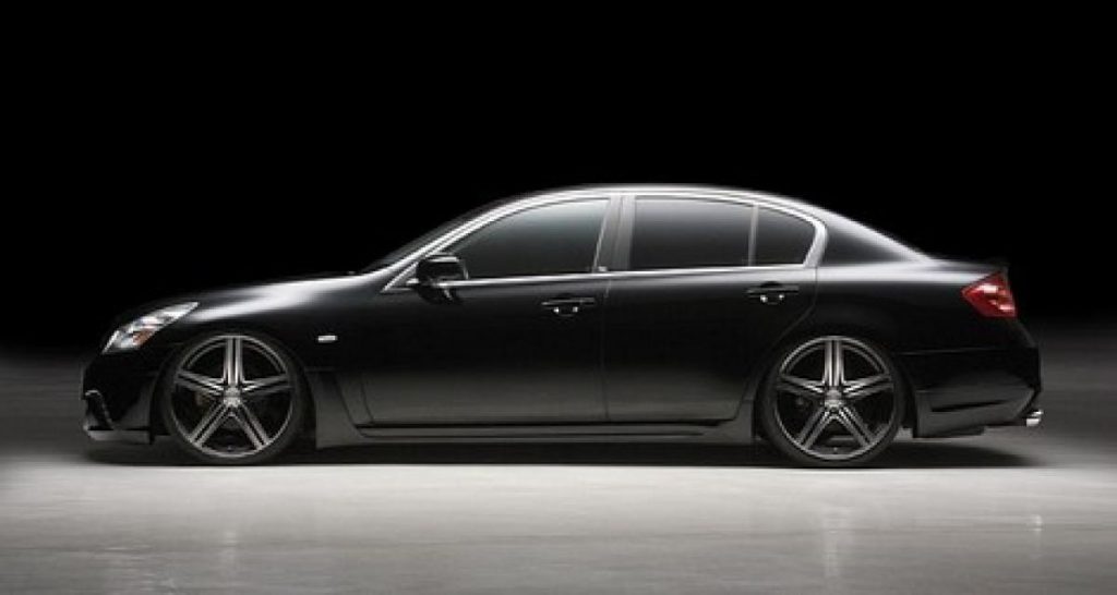 Black Bison : l’Infiniti G37 par Wald International