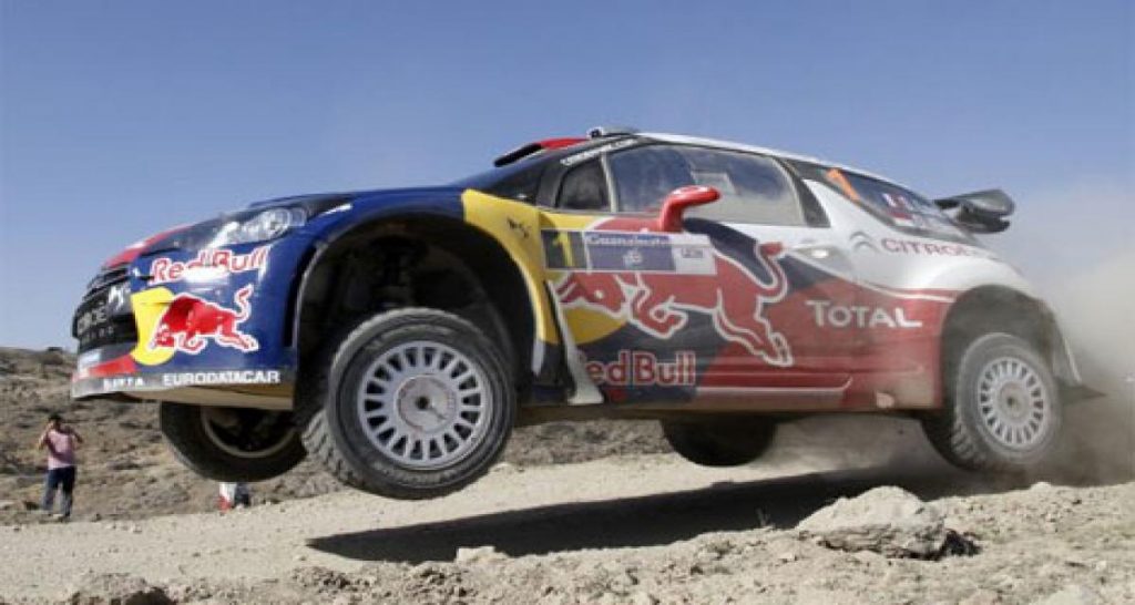 WRC : Sébastien Loeb calme Hirvonen et Latvala