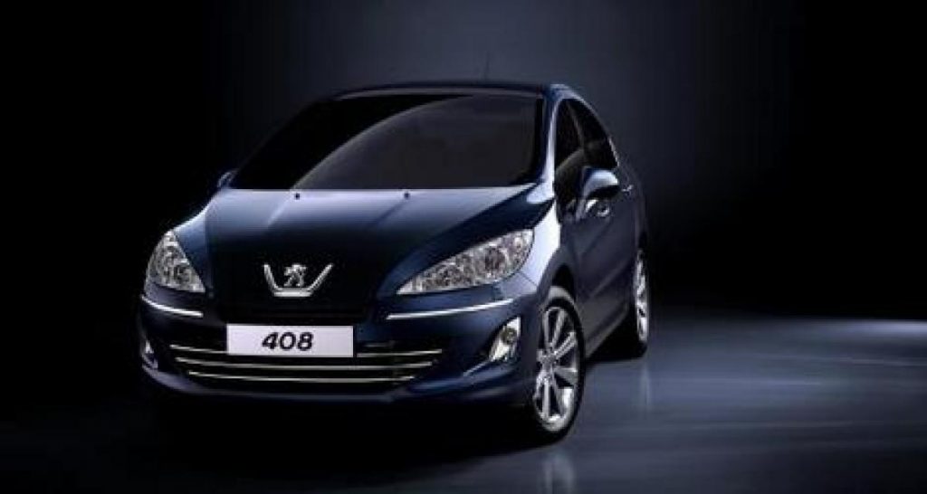 Peugeot 408 : la pré-série démarre en Russie