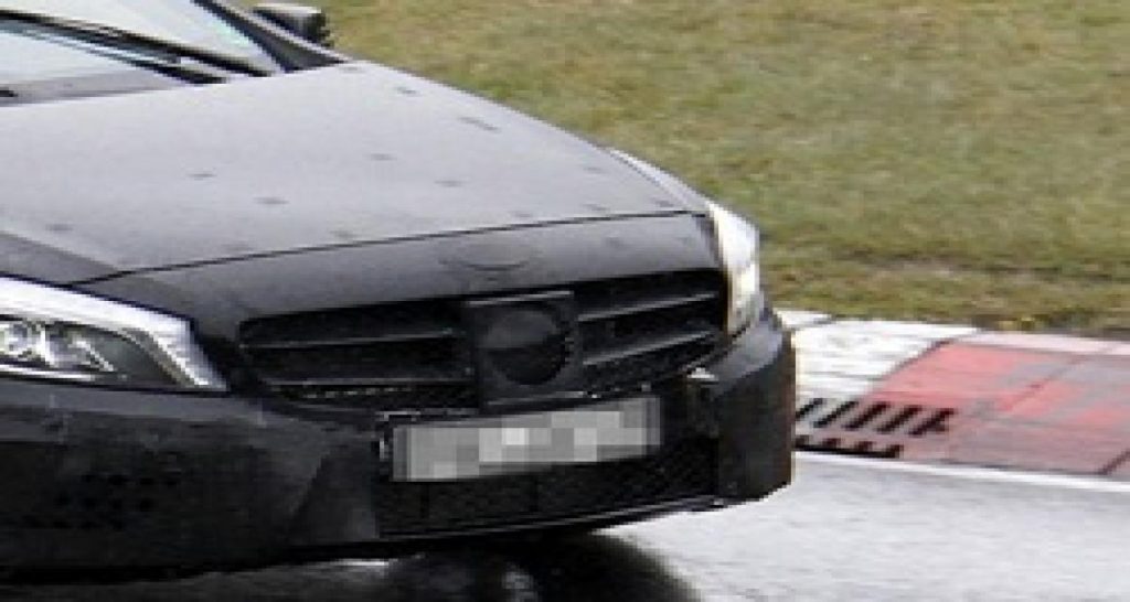 Spyshot : la Mercedes Classe A AMG poursuit son développement