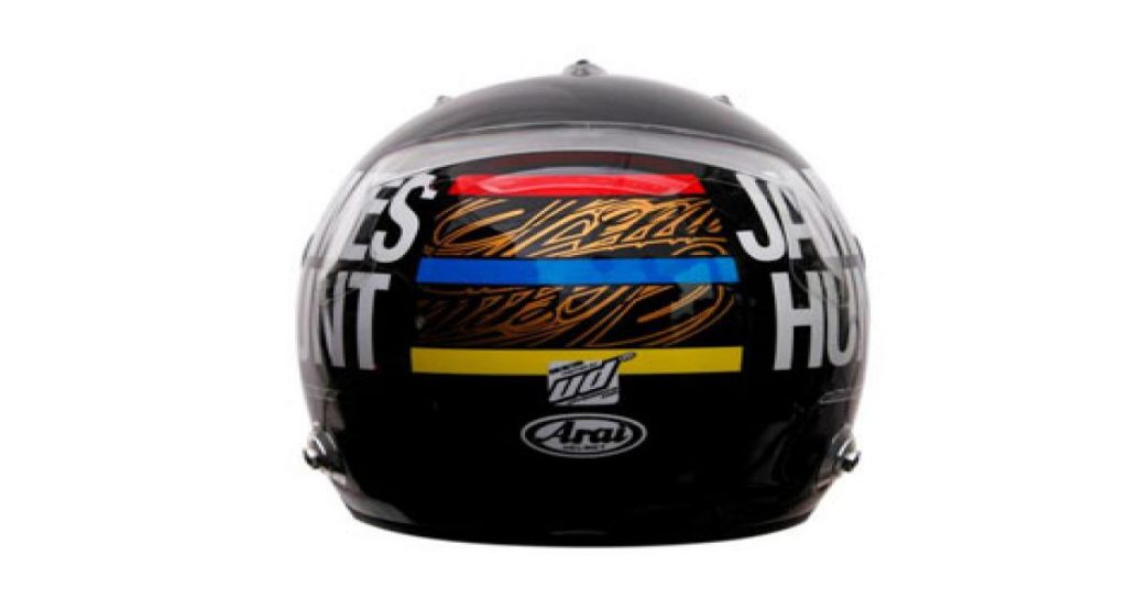 F1 : Casques en pointe